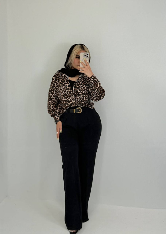 پلنگی کرم قهوه ای با شلوار مشکی